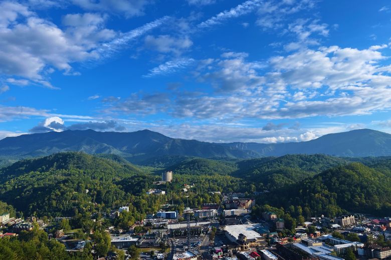 Is It Spelled Gatlinburg or Gatlinberg